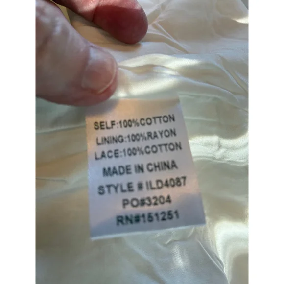 0207 NWT Size Medium Eyelet and lace baby doll swing dress. - Picture 8 of 11